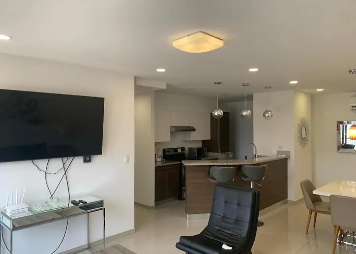 Condominio De Lujo